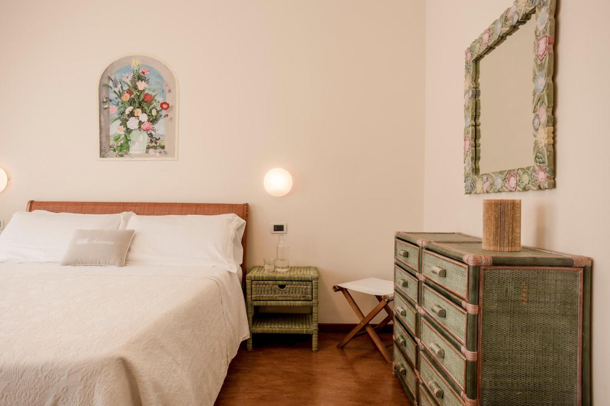 Hotel Arizona 3*